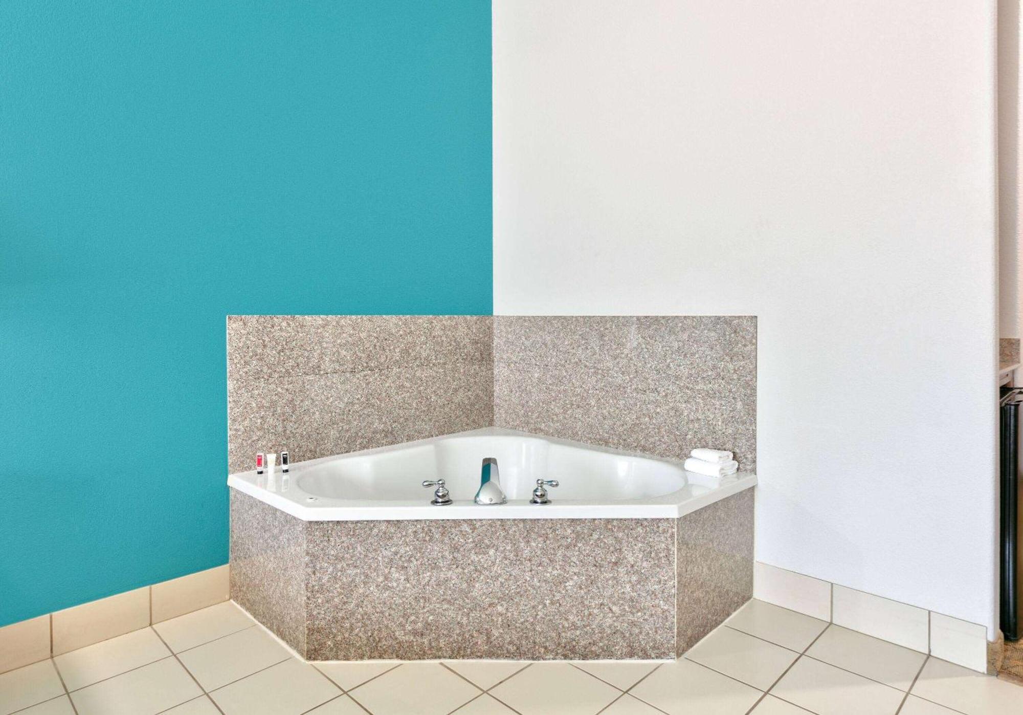 Baymont Inn & Suites By Wyndham Glen Rose Luaran gambar